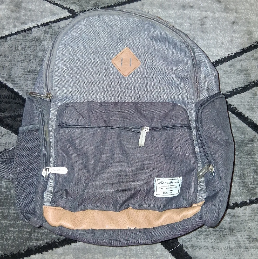 EUC Eddie Bauer Gray Bridgeport Places & Spaces Back Pack Diaper Bag!